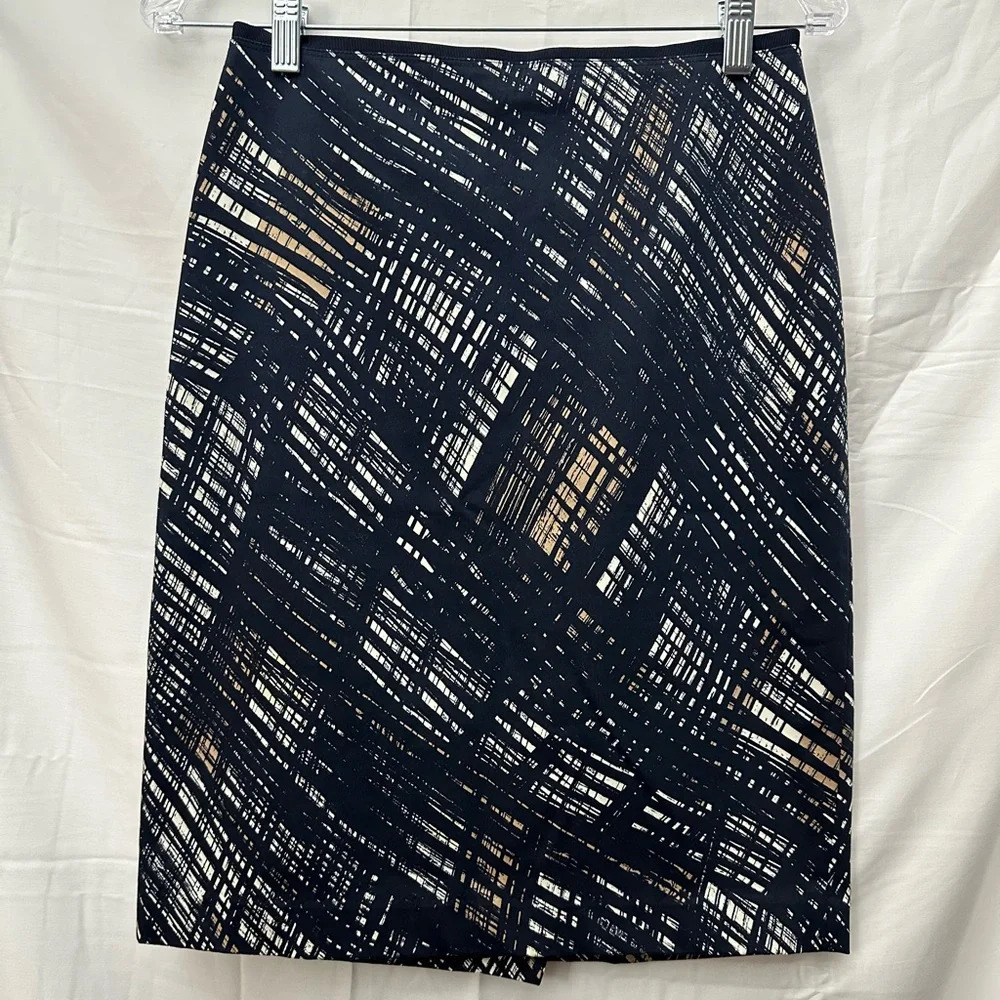 Club Monaco Designer Navy Print Pencil Skirt Size 2